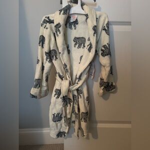 NWT size 4/5 kids Cozy Cream Robe with animal Print